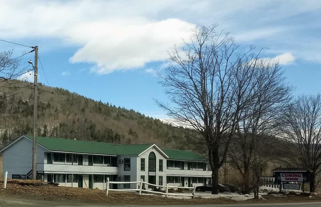 The Lodge At West River Newfane Exterior photo