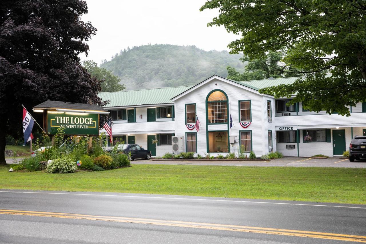 The Lodge At West River Newfane Exterior photo