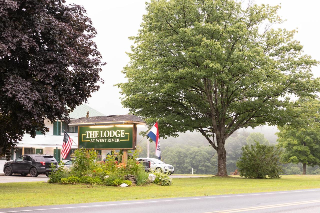 The Lodge At West River Newfane Exterior photo